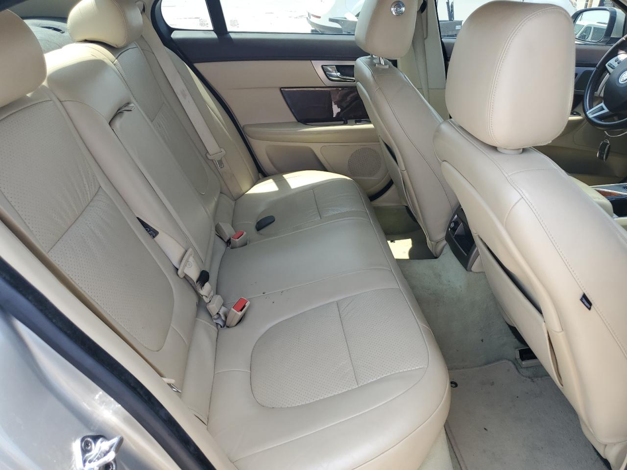 2011 Jaguar Xf Premium VIN: SAJWA0GB5BLR98504 Lot: 67948734