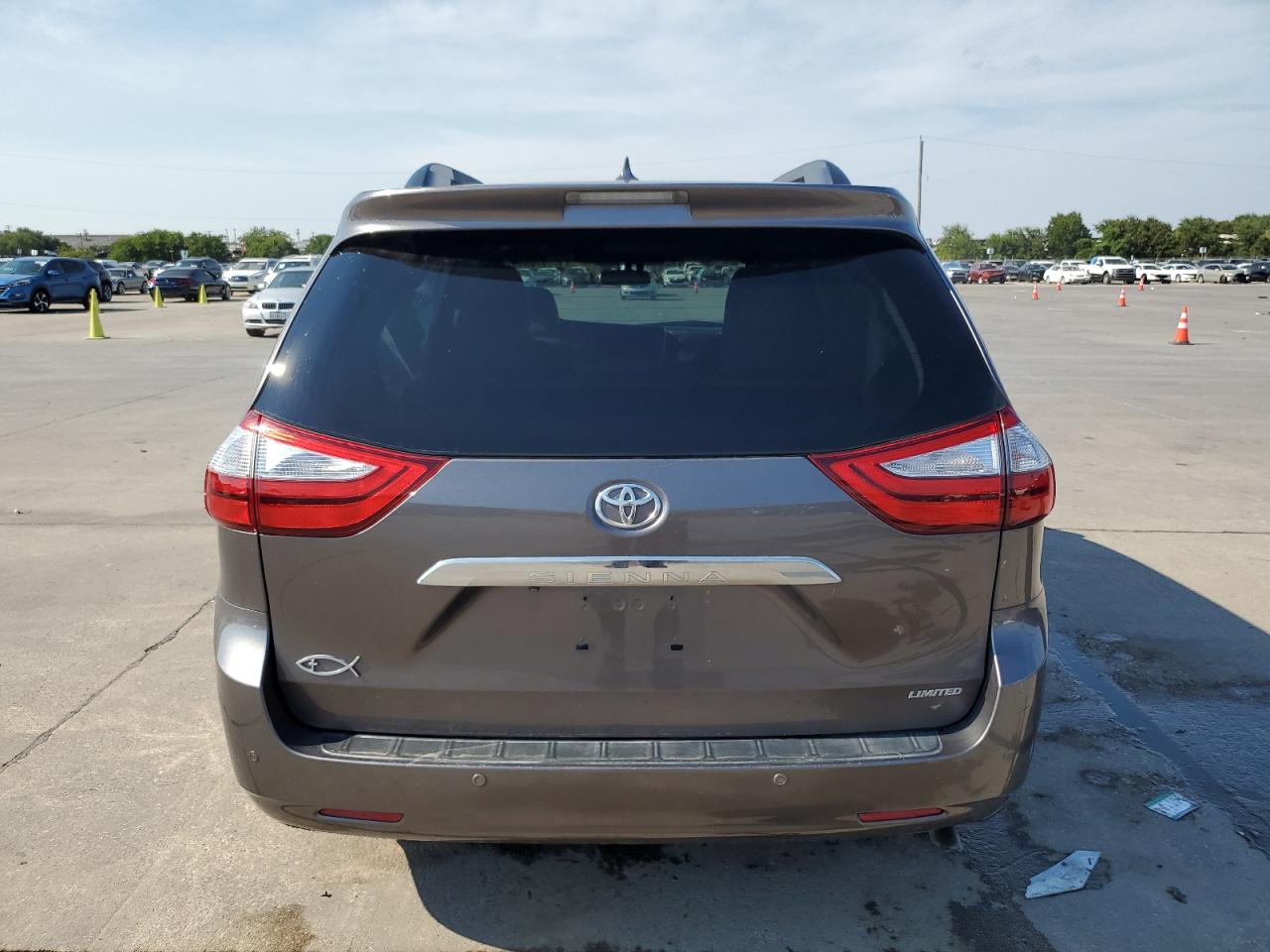 2015 Toyota Sienna Xle VIN: 5TDYK3DC0FS599507 Lot: 67055534