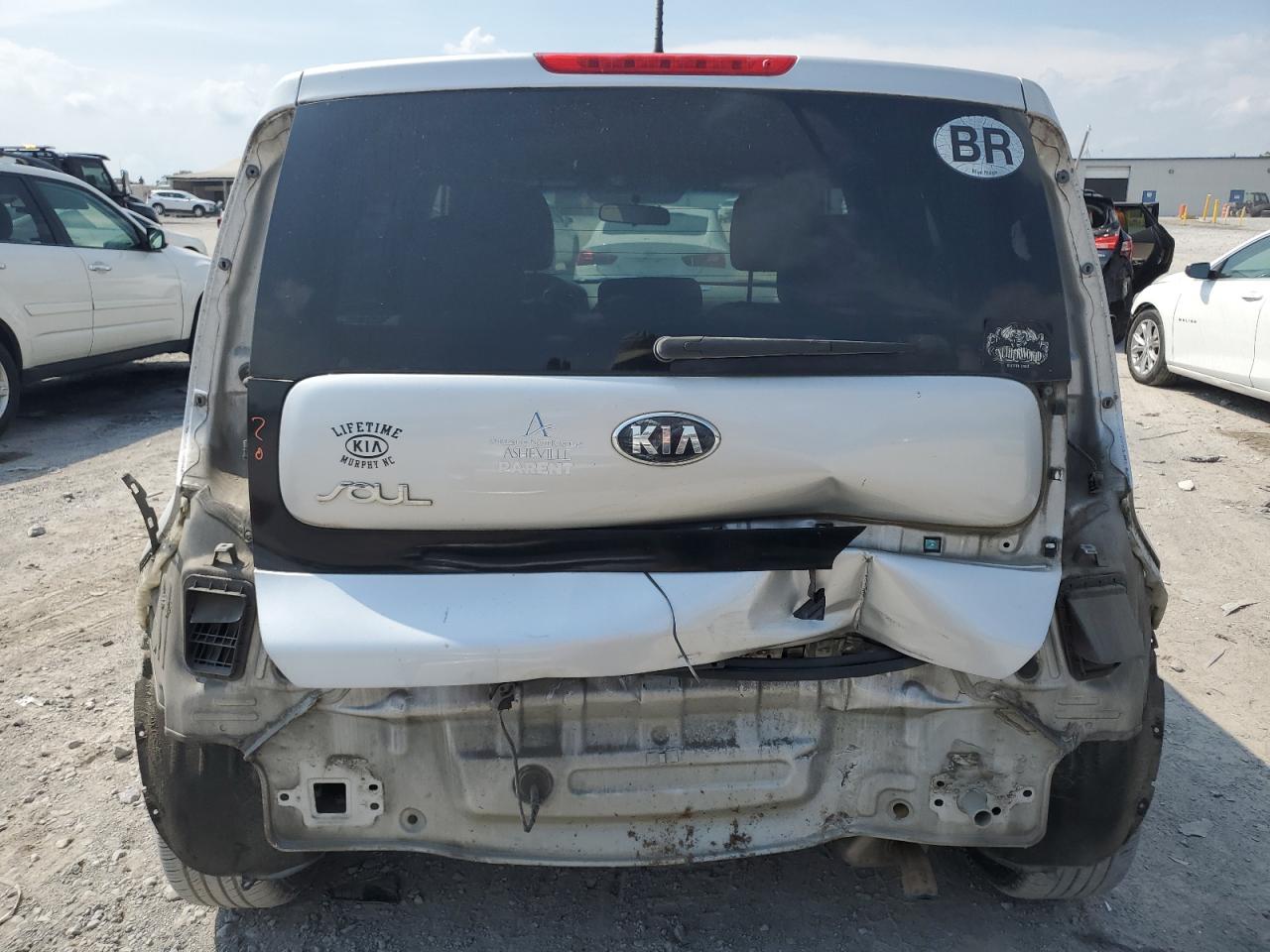 2015 Kia Soul VIN: KNDJN2A29F7811233 Lot: 67736144