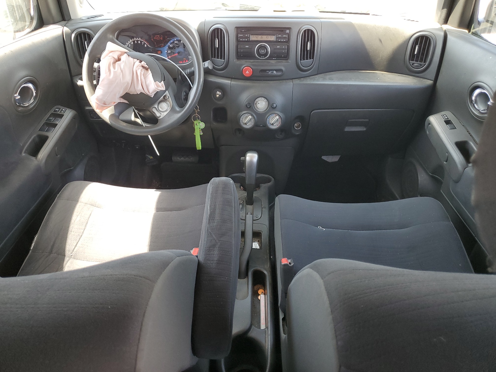 JN8AZ28R19T110337 2009 Nissan Cube Base