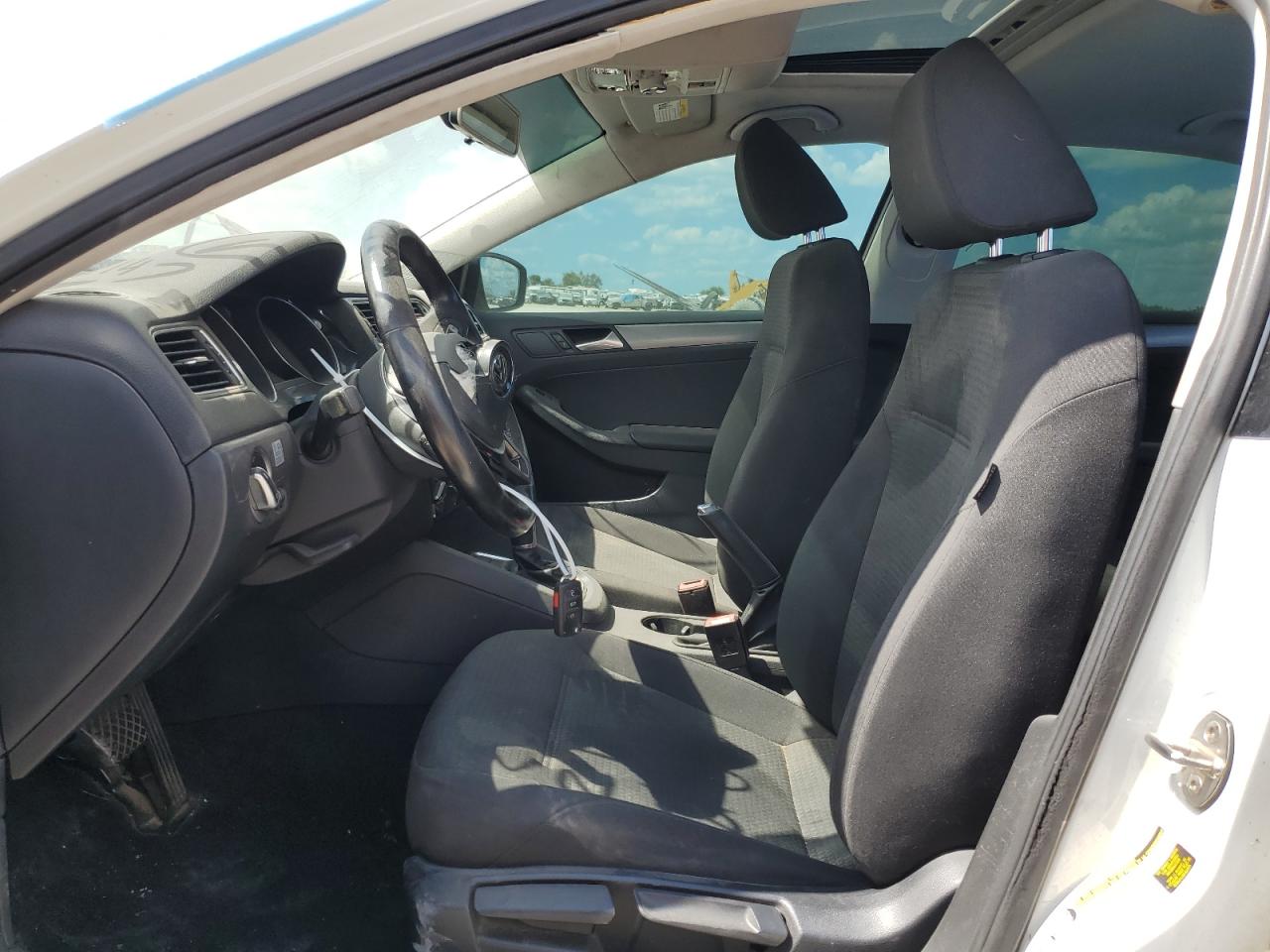 3VWLA7AJ1FM238811 2015 Volkswagen Jetta Tdi