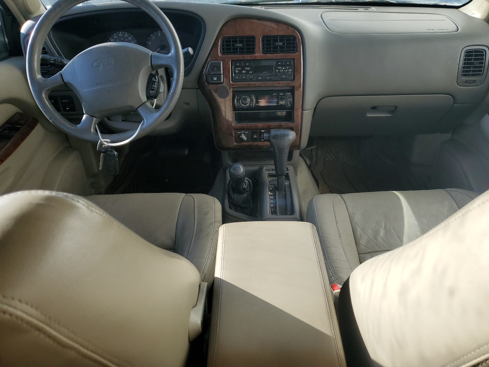 JNRAR05Y8VW006786 1997 Infiniti Qx4