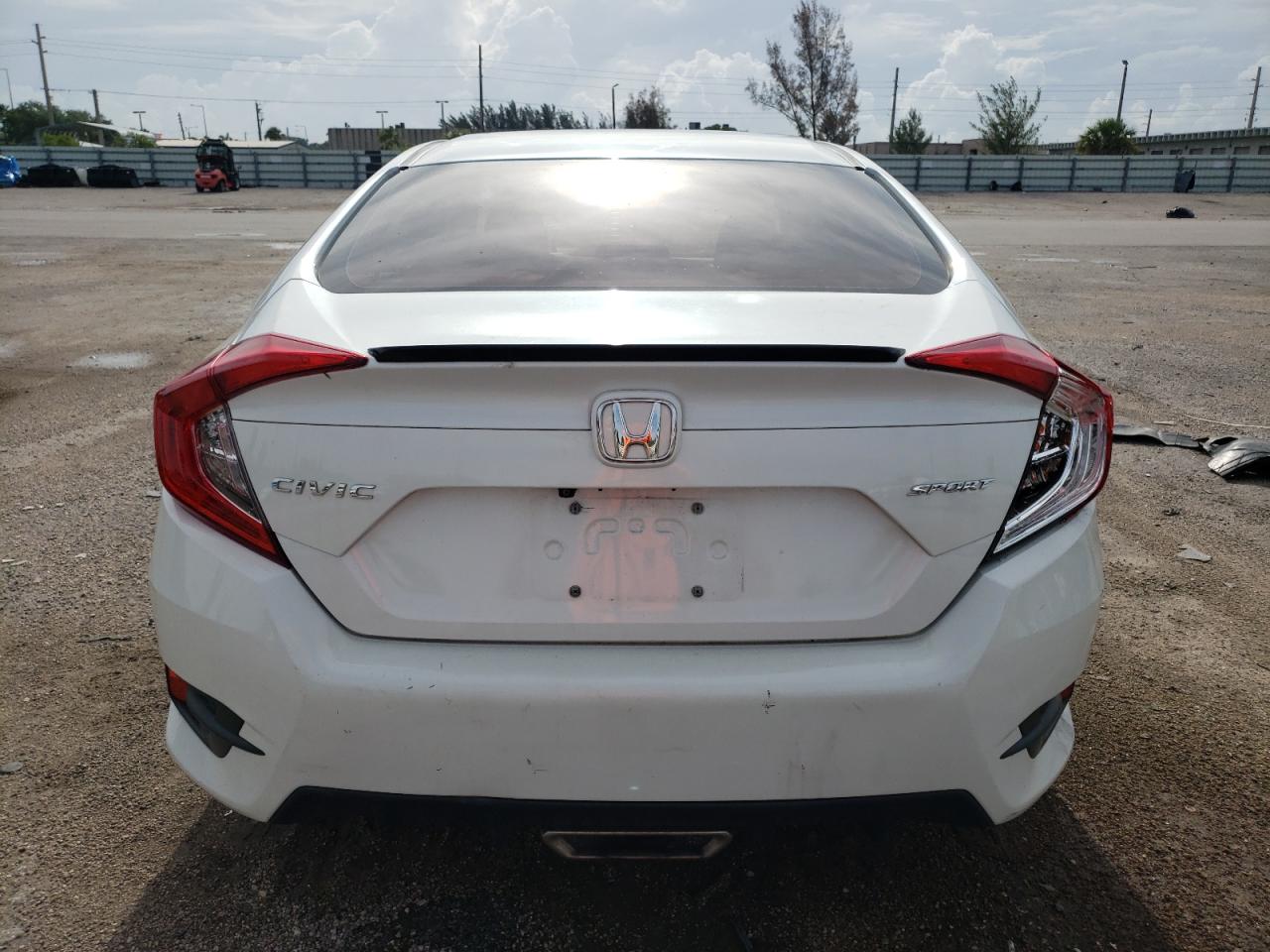 2HGFC2F82KH504947 2019 Honda Civic Sport