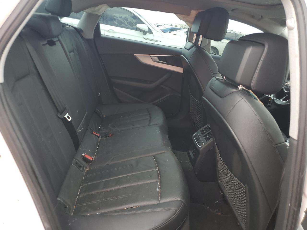 WAUKMAF49JA118117 2018 Audi A4 Premium