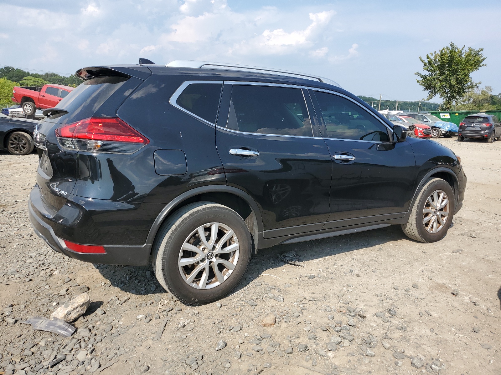 2017 Nissan Rogue S vin: KNMAT2MV5HP523241