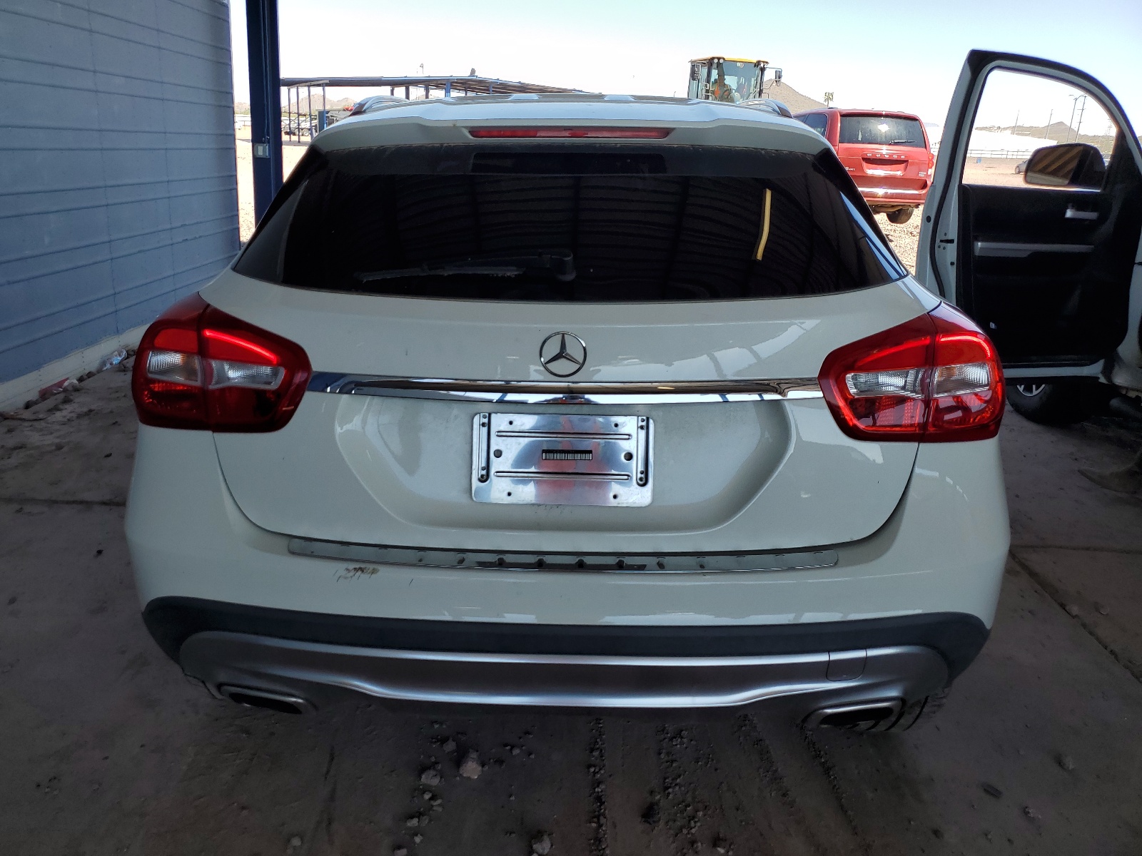 WDCTG4GB3HJ357941 2017 Mercedes-Benz Gla 250 4Matic