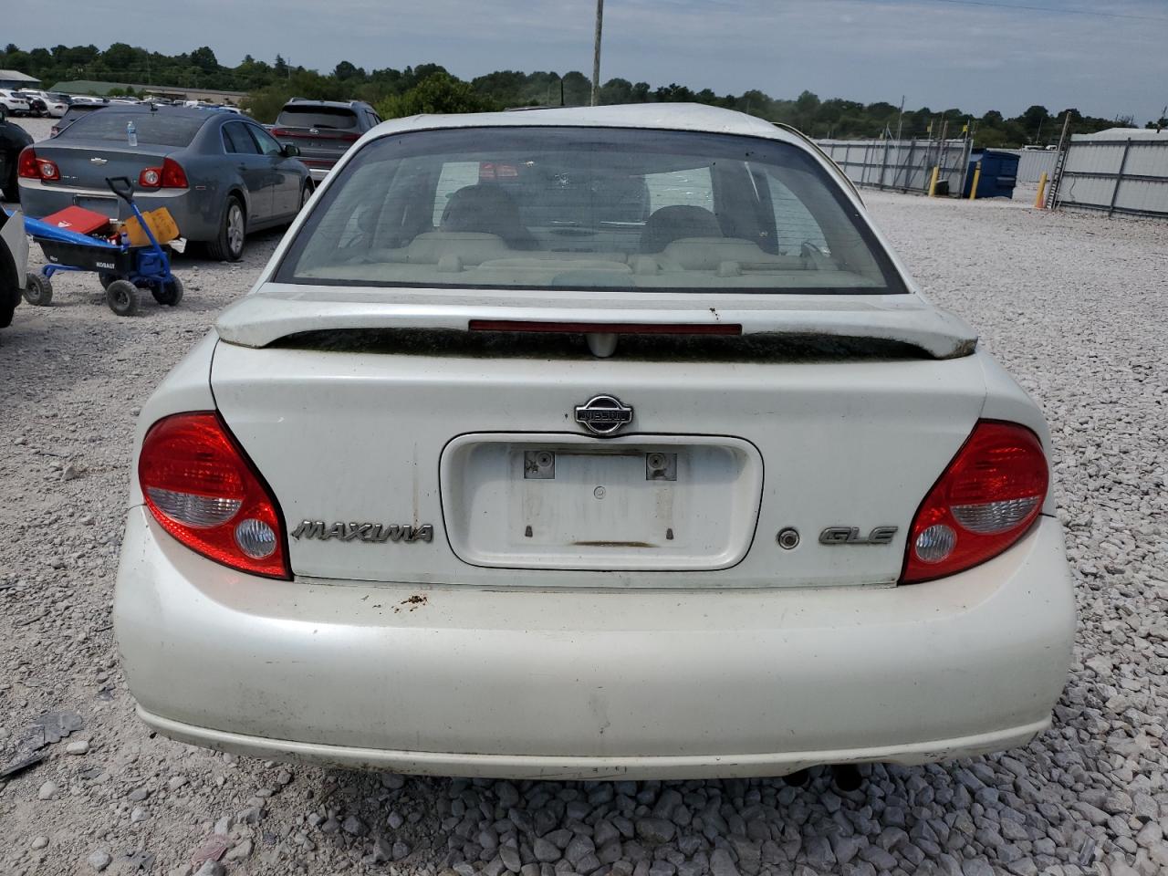 JN1CA31A51T310134 2001 Nissan Maxima Gxe