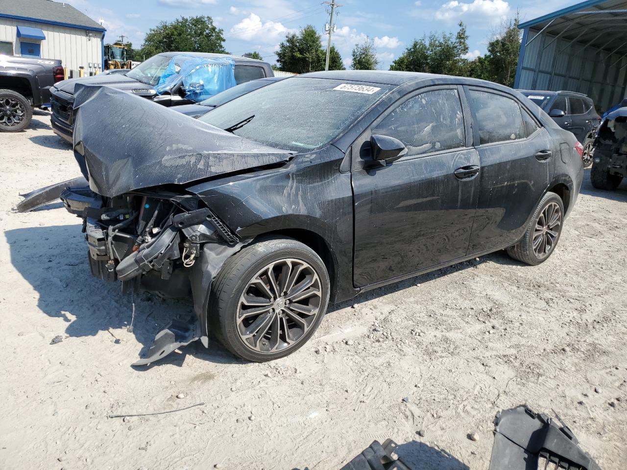 VIN 2T1BURHEXFC478023 2015 TOYOTA COROLLA no.1