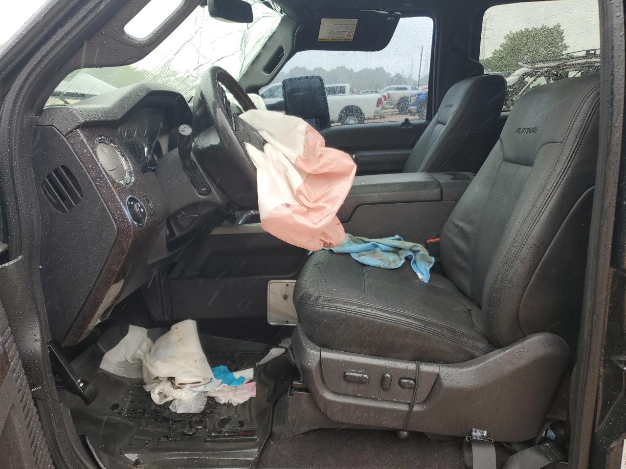 2015 Ford F350 - Image 7