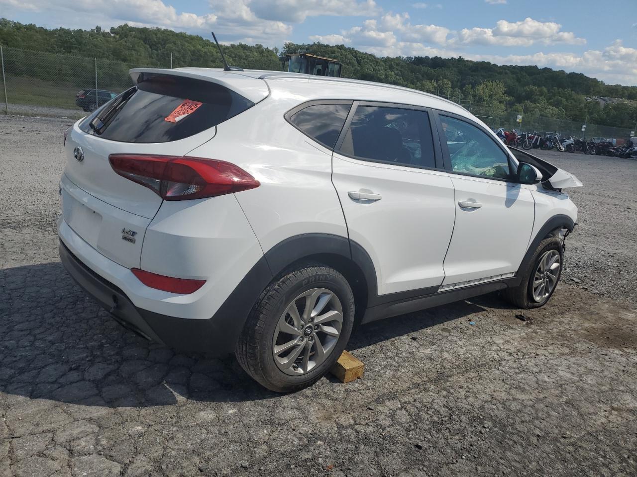 2016 Hyundai Tucson - Image 3