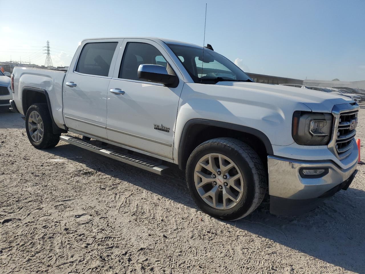 2018 GMC Sierra - Image 4