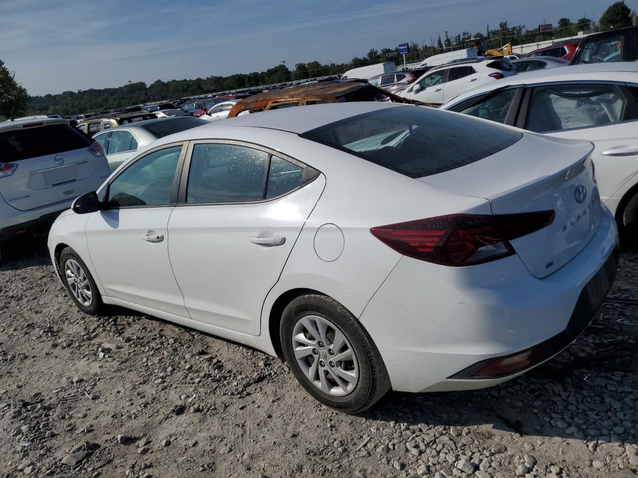 5NPD74LFXKH441385 2019 HYUNDAI ELANTRA - Image 2