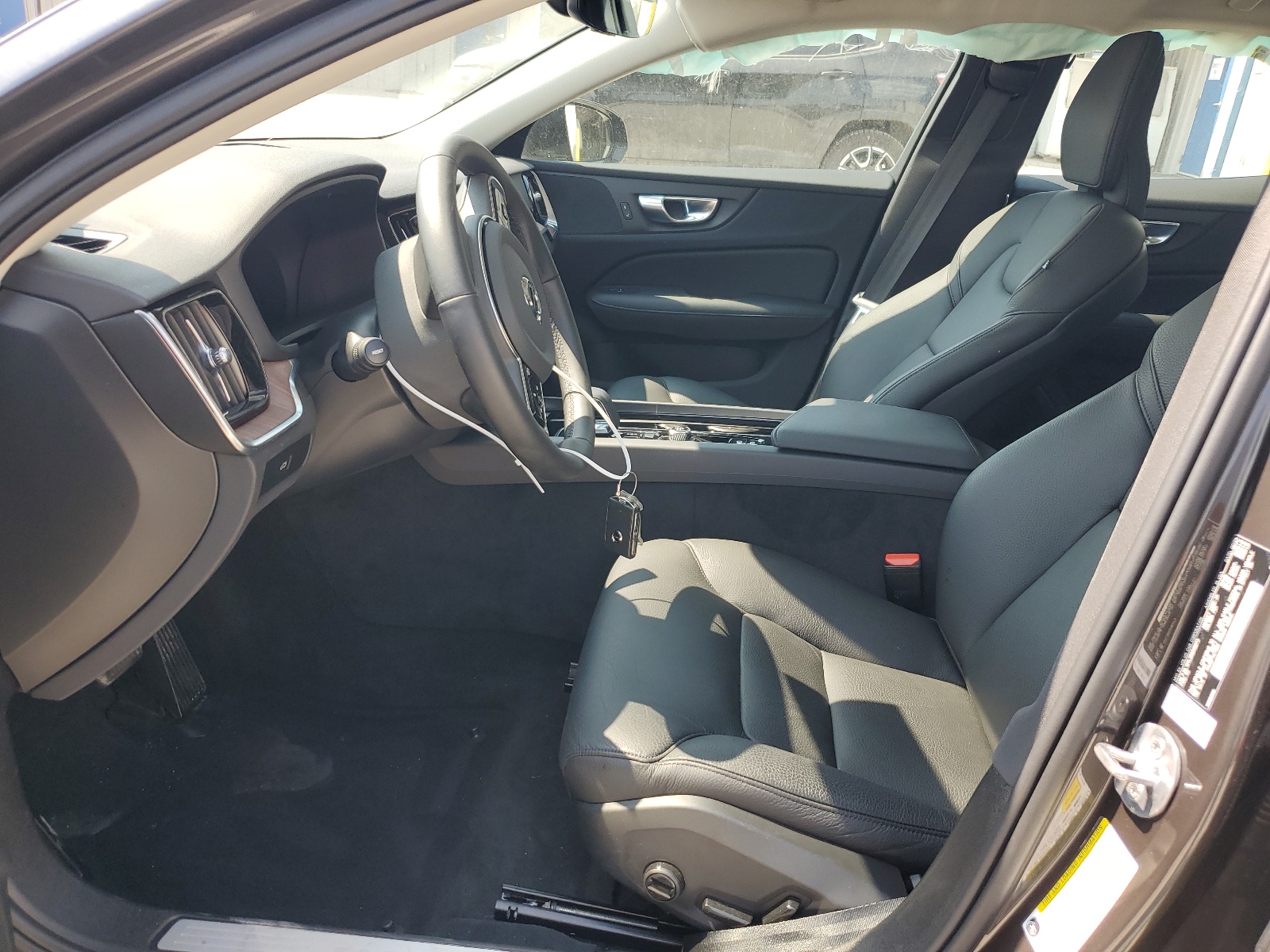 7JRL12TL0RG316273 2024 Volvo S60 Plus