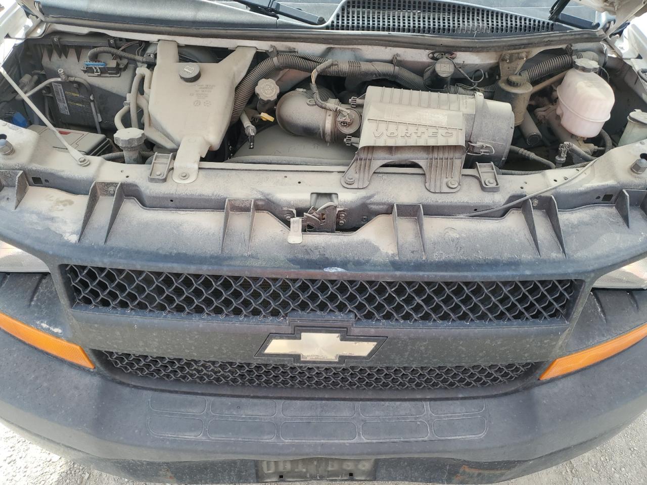 1GCFG15XX81224769 2008 Chevrolet Express G1500