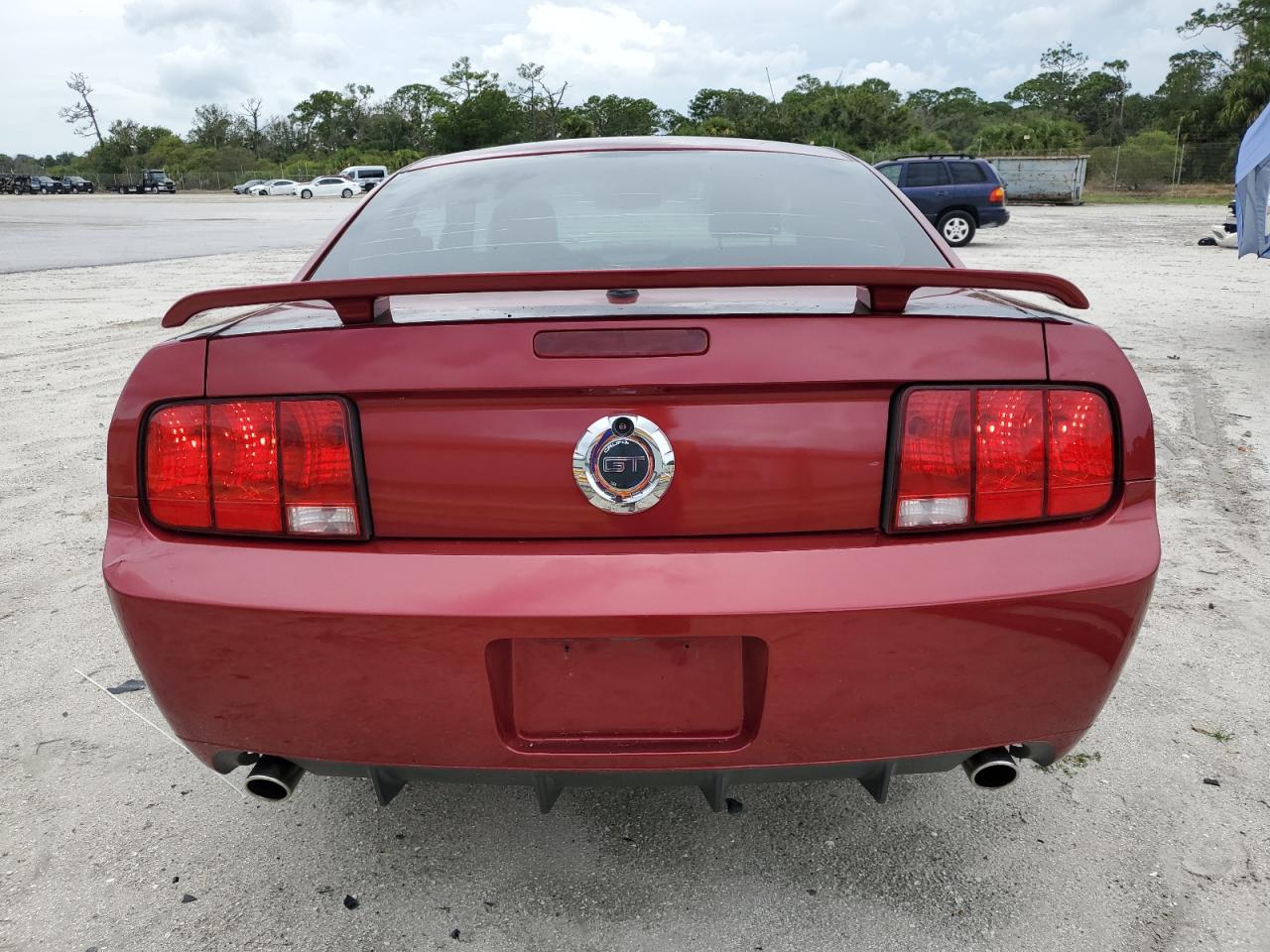 2007 Ford Mustang Gt VIN: 1ZVHT82H475224121 Lot: 65398044