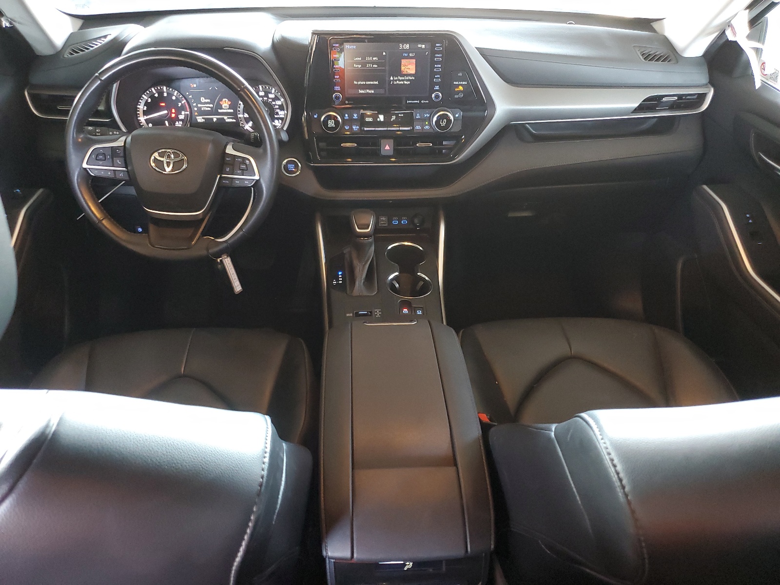 5TDGZRAH5NS546973 2022 Toyota Highlander Xle