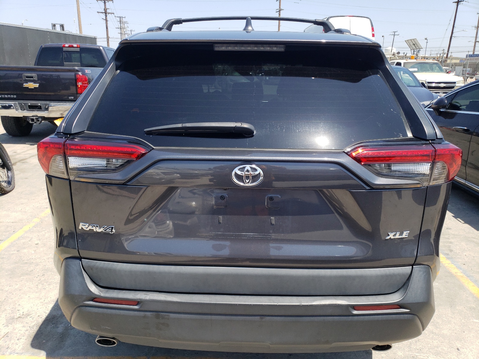 2020 Toyota Rav4 Xle vin: 2T3W1RFV7LW082291