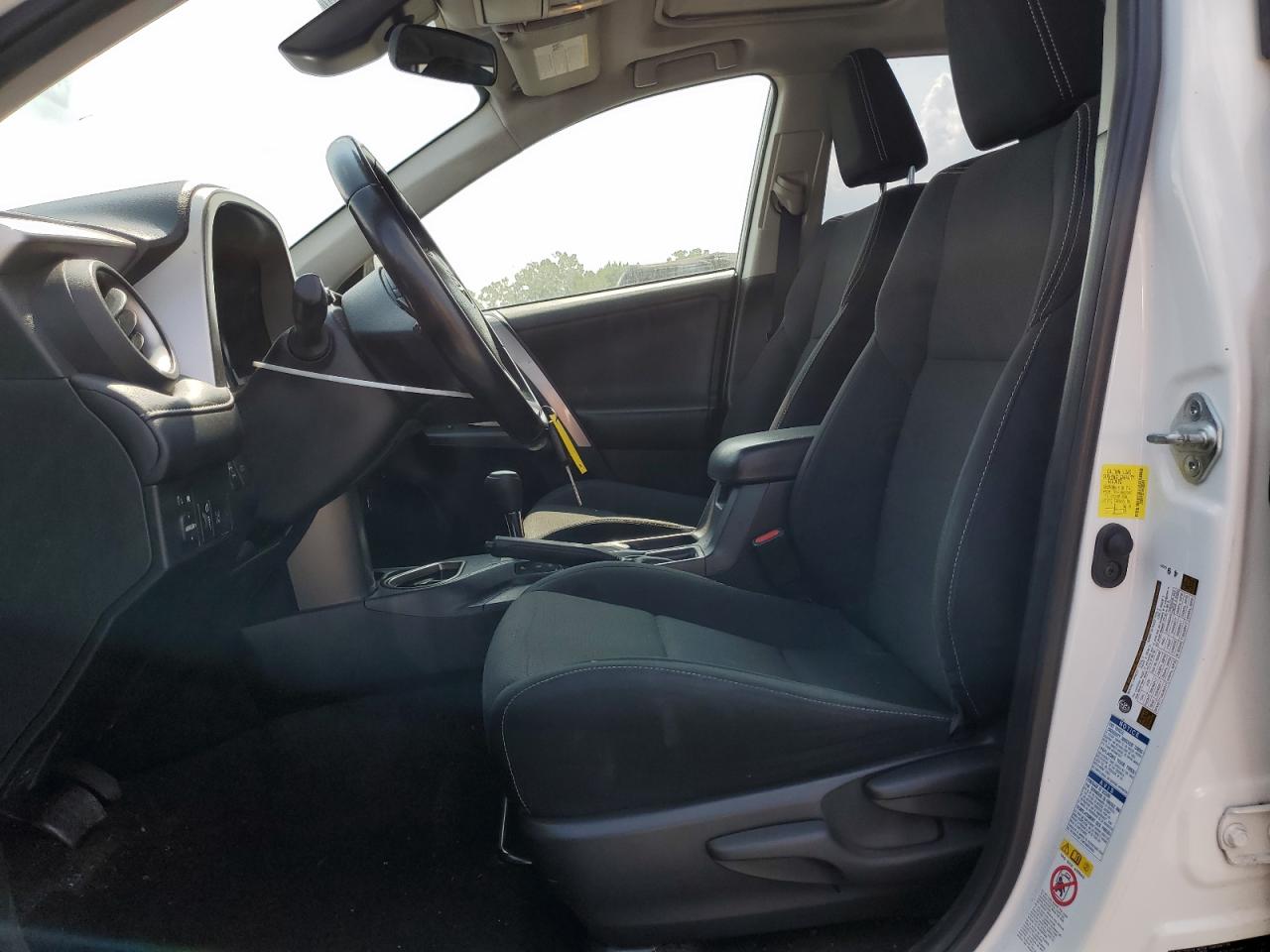 2017 Toyota Rav4 Xle VIN: JTMRFREVXHD203481 Lot: 67148334