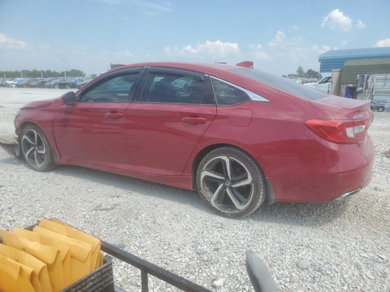 1HGCV1F39JA236102 2018 HONDA ACCORD - Image 2