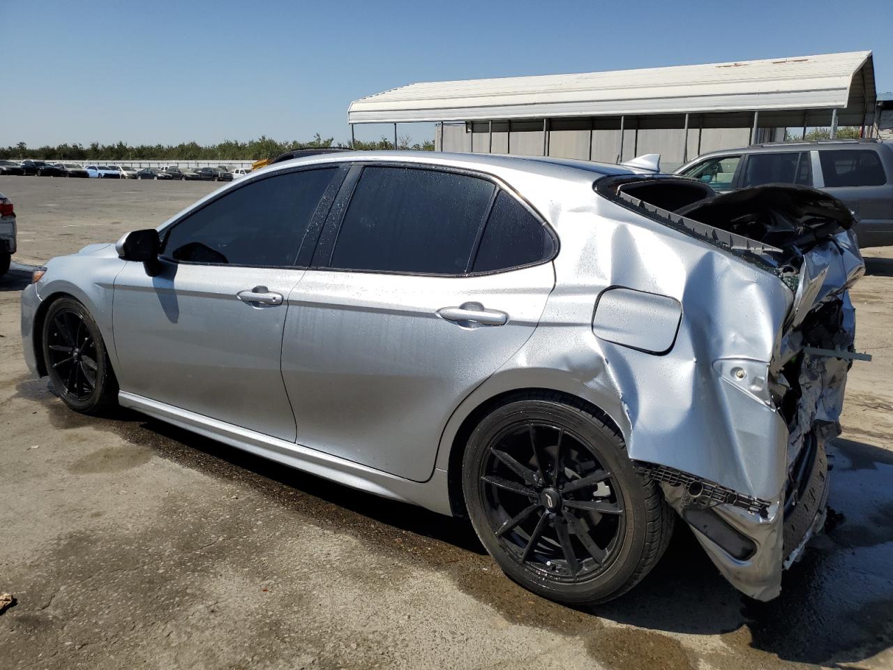 4T1B11HK8KU266181 2019 TOYOTA CAMRY - Image 2