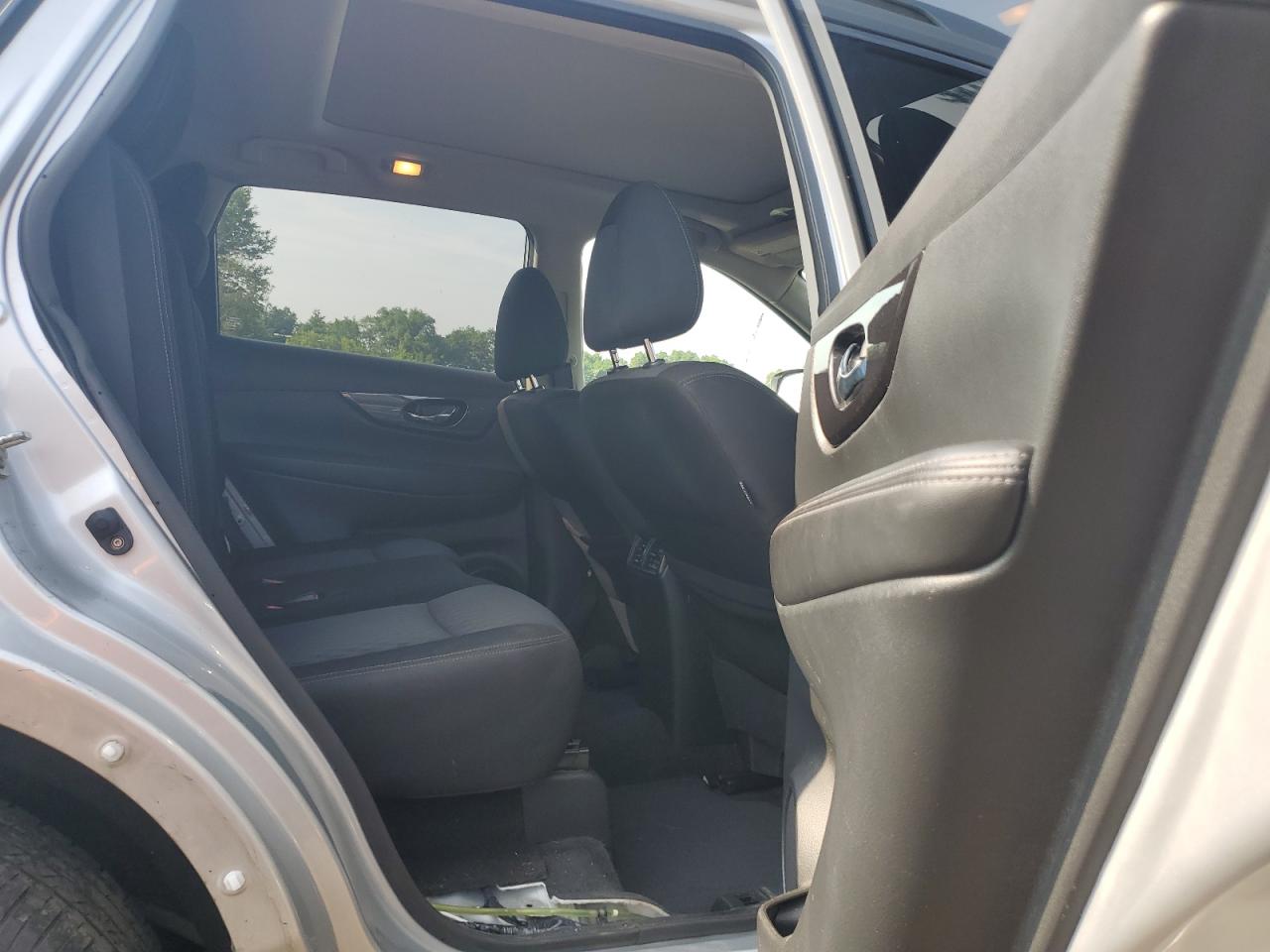 2019 Nissan Rogue S VIN: JN8AT2MV1KW398918 Lot: 65511204