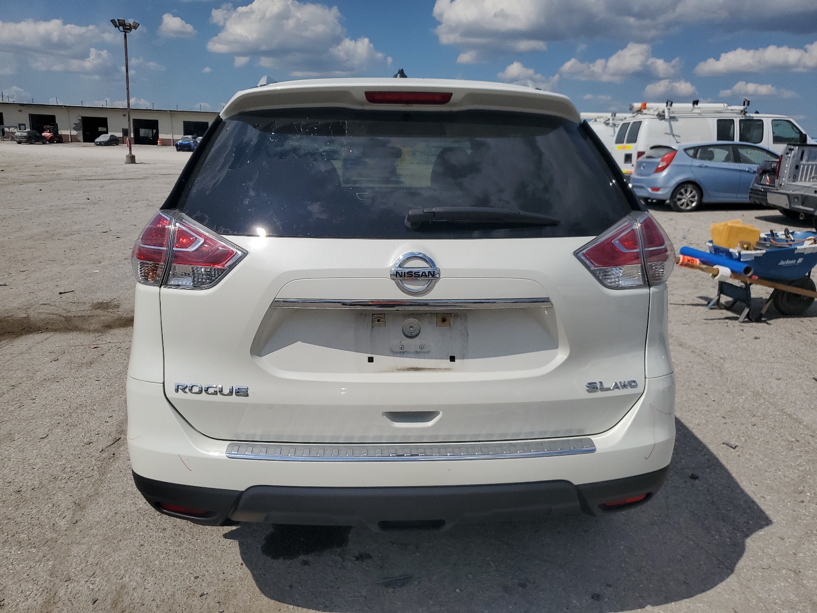 5N1AT2MV8FC848918 2015 Nissan Rogue S