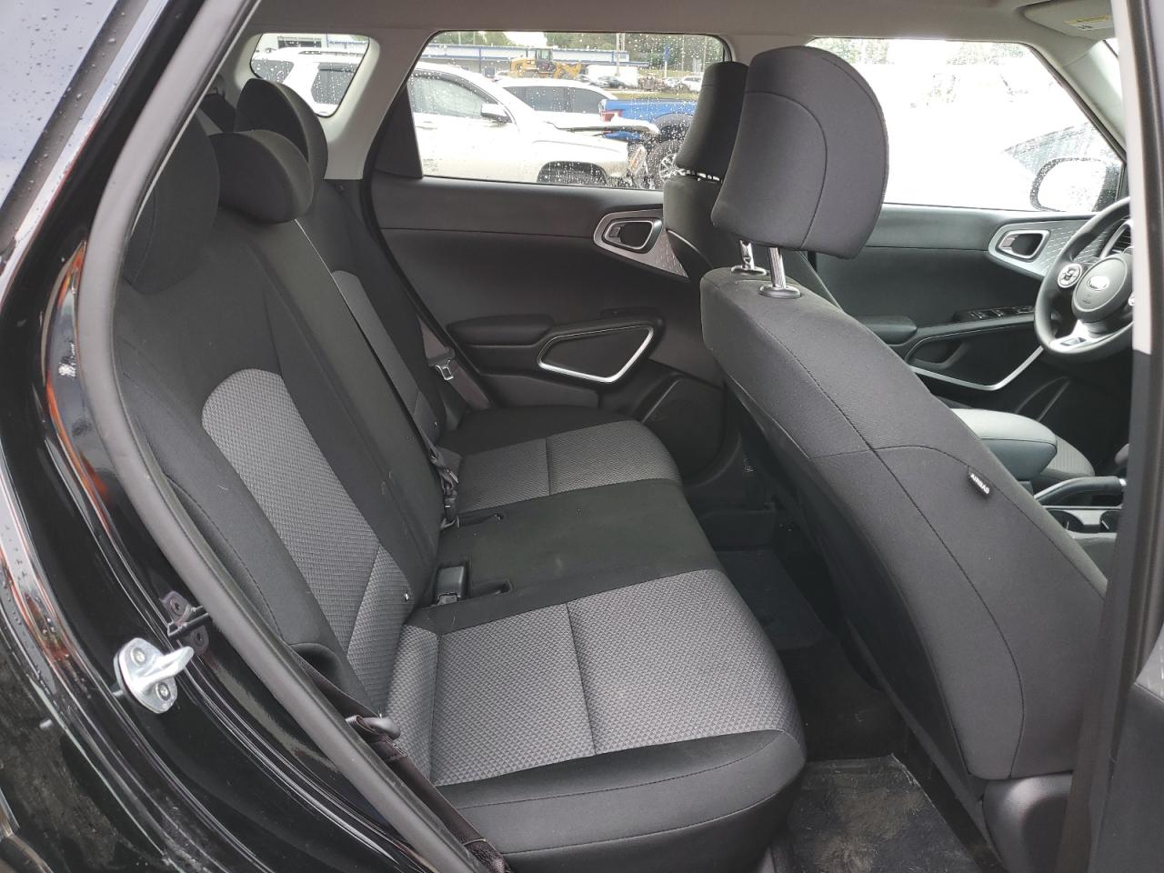 2020 Kia Soul - Image 11
