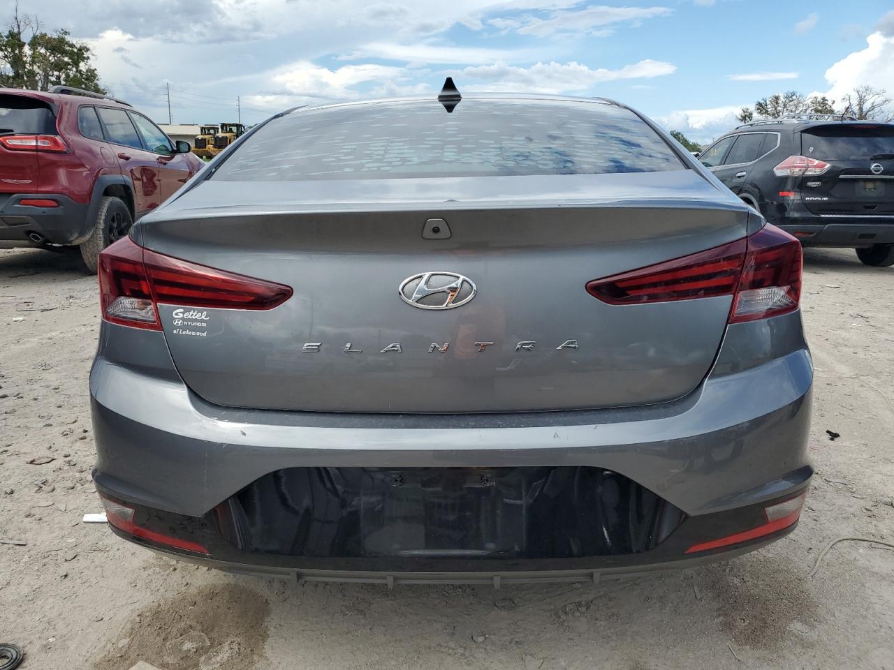 5NPD84LF0KH443644 2019 Hyundai Elantra Sel