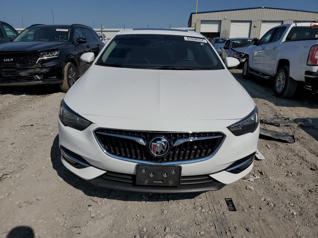 2018 Buick Regal - Image 5