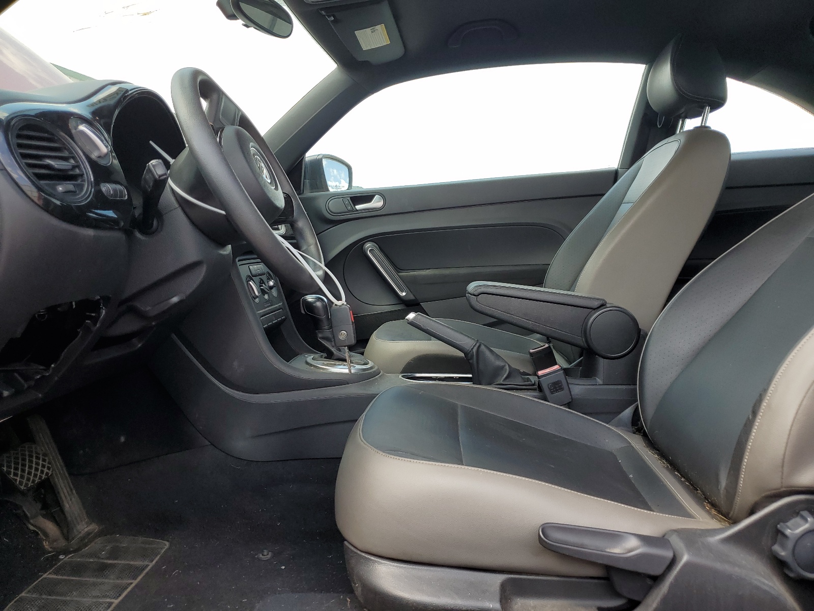 3VWF17AT6FM603210 2015 Volkswagen Beetle 1.8T