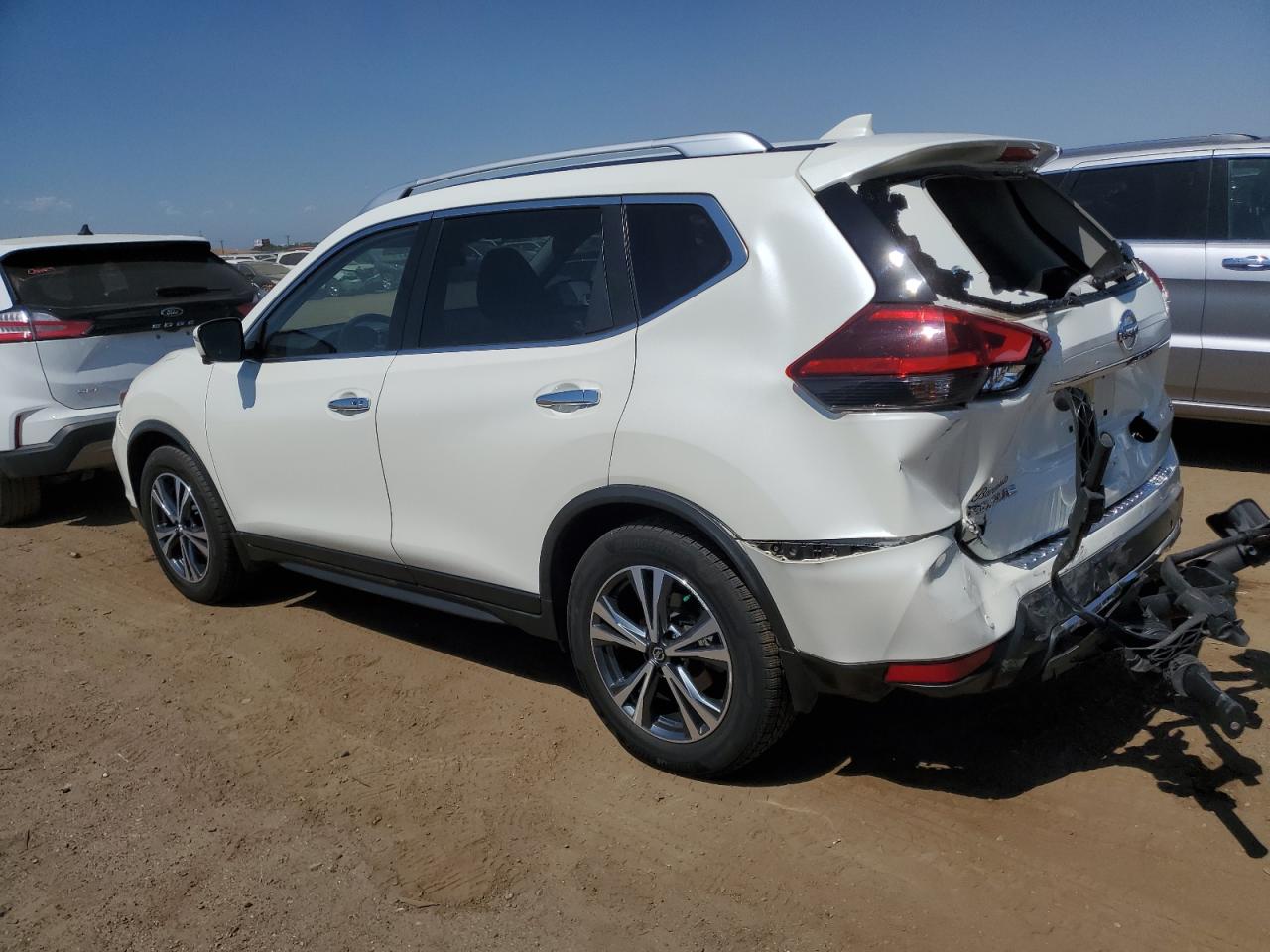 2019 Nissan Rogue - Image 2