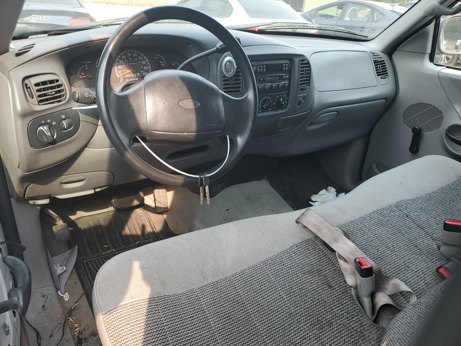 1FTDX1729VKC16354 1997 Ford F150