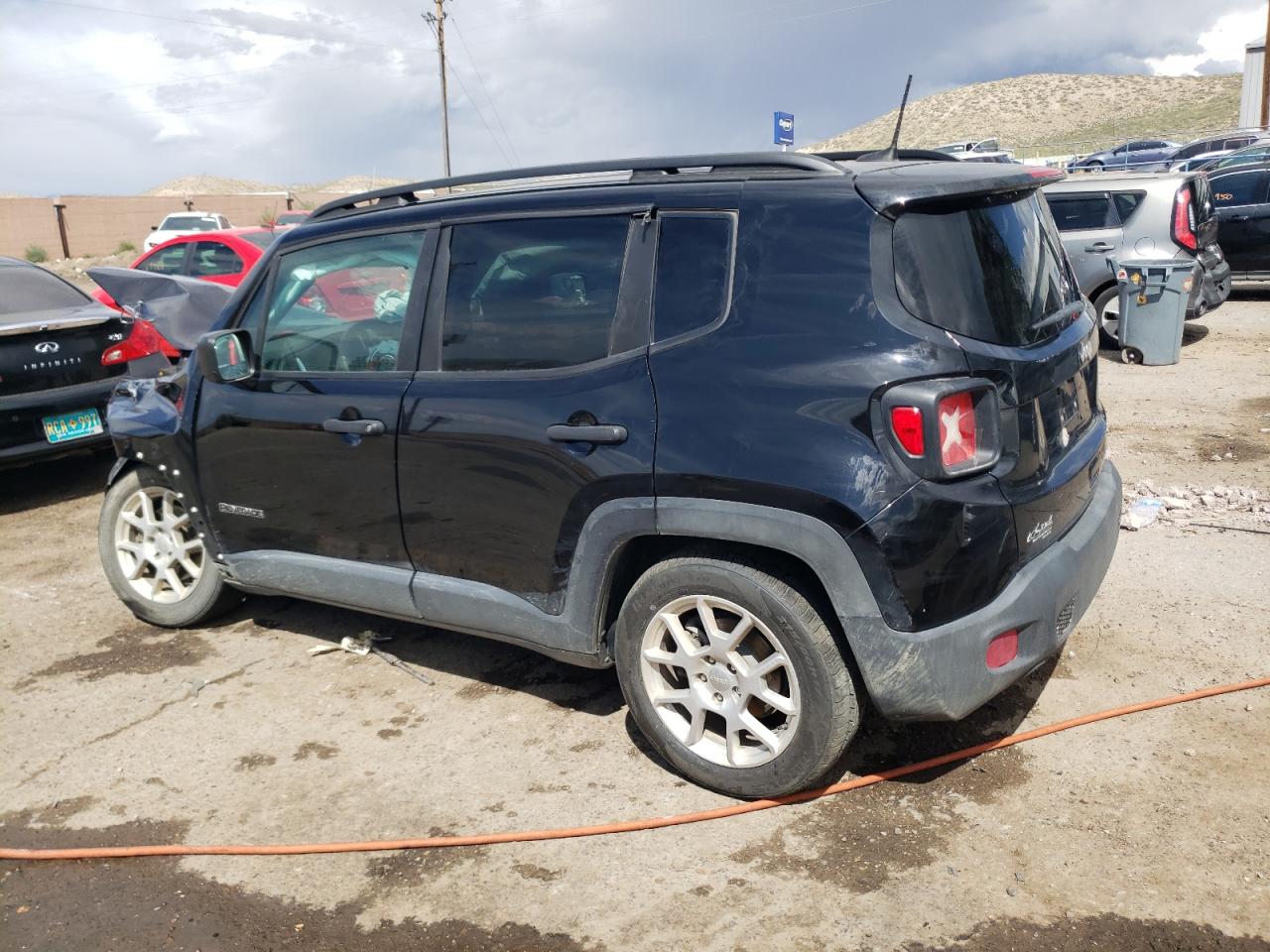 ZACNJAAB7LPL53372 2020 JEEP RENEGADE - Image 2