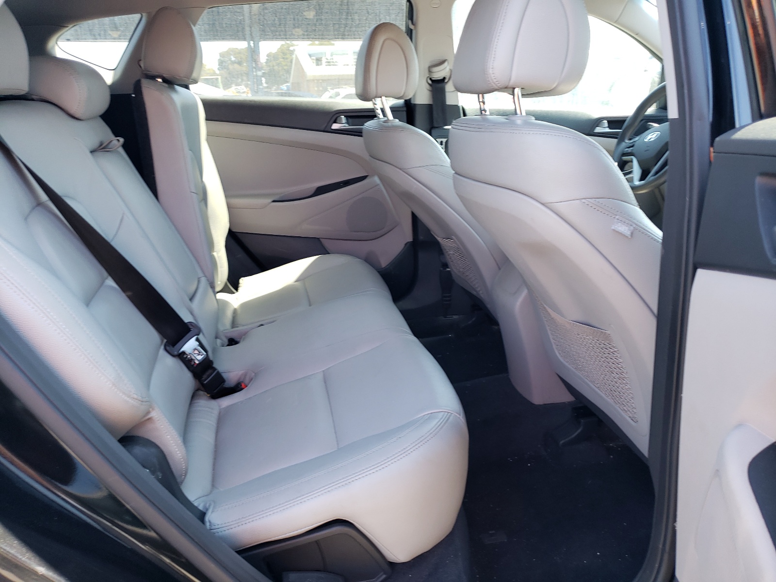 KM8J3CA41GU106843 2016 Hyundai Tucson Limited