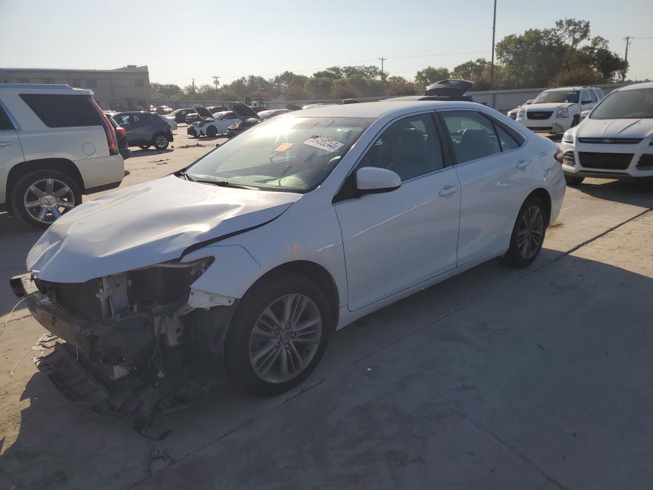 4T4BF1FK7FR460863 2015 TOYOTA CAMRY - Image 1