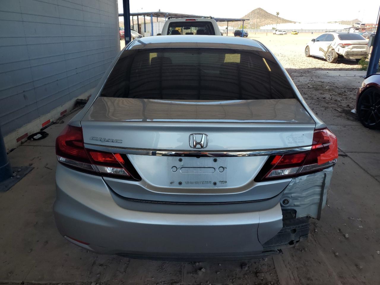 2HGFB2F56FH549792 2015 Honda Civic Lx