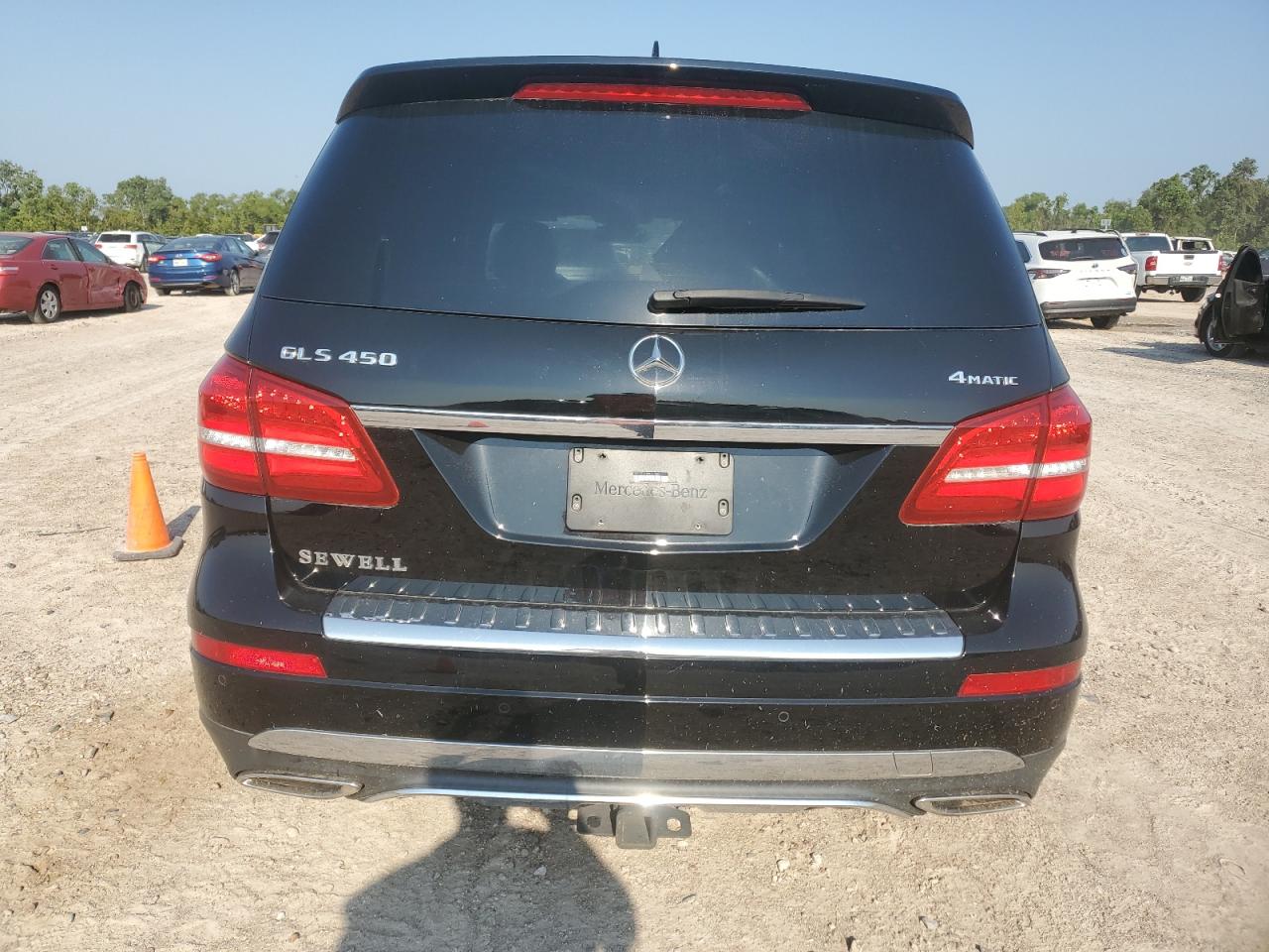 4JGDF6EE8HA961700 2017 Mercedes-Benz Gls 450 4Matic