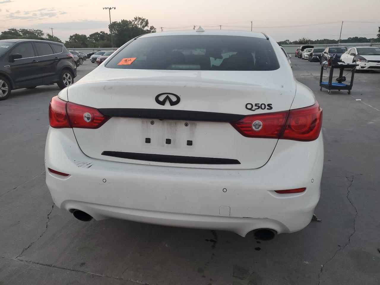 2015 Infiniti Q50 Base VIN: JN1BV7AP5FM336942 Lot: 68313794