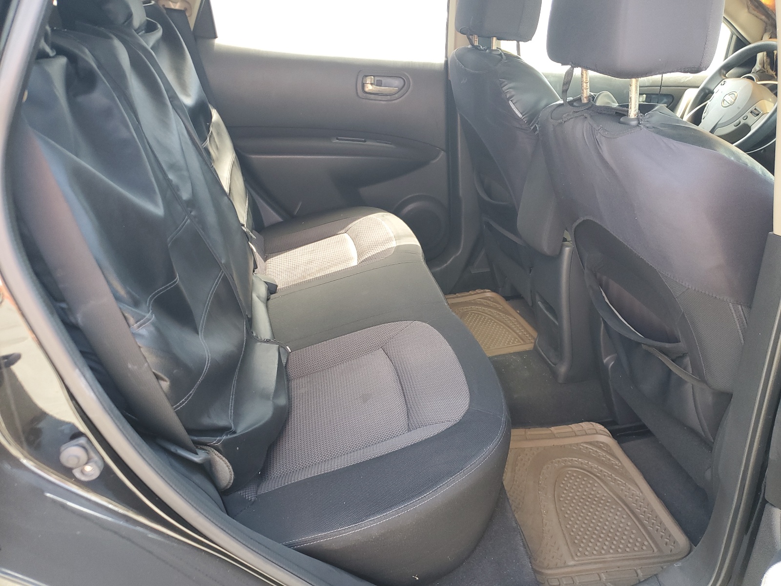 JN8AS5MV3BW675573 2011 Nissan Rogue S