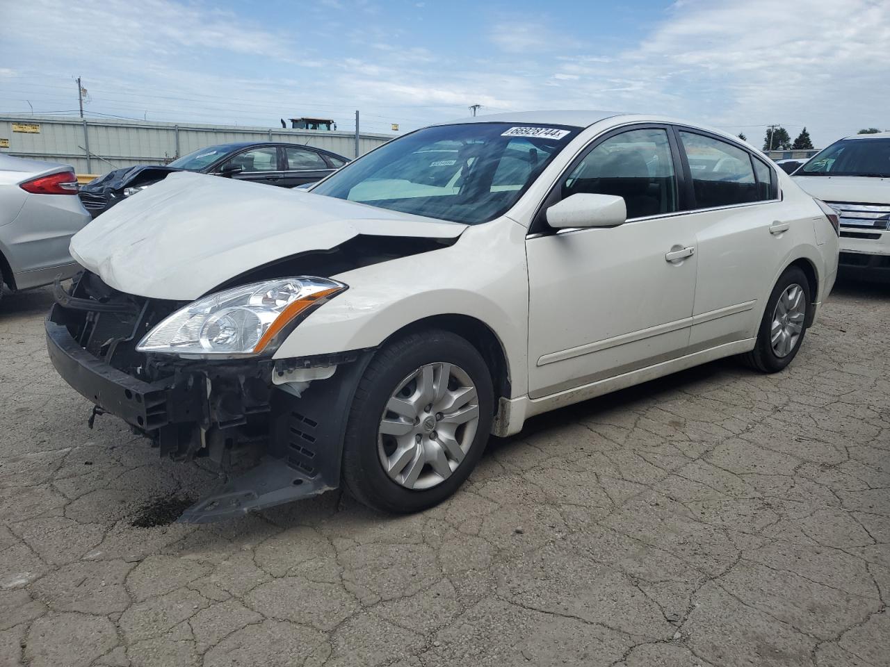2010 Nissan Altima - Image 1