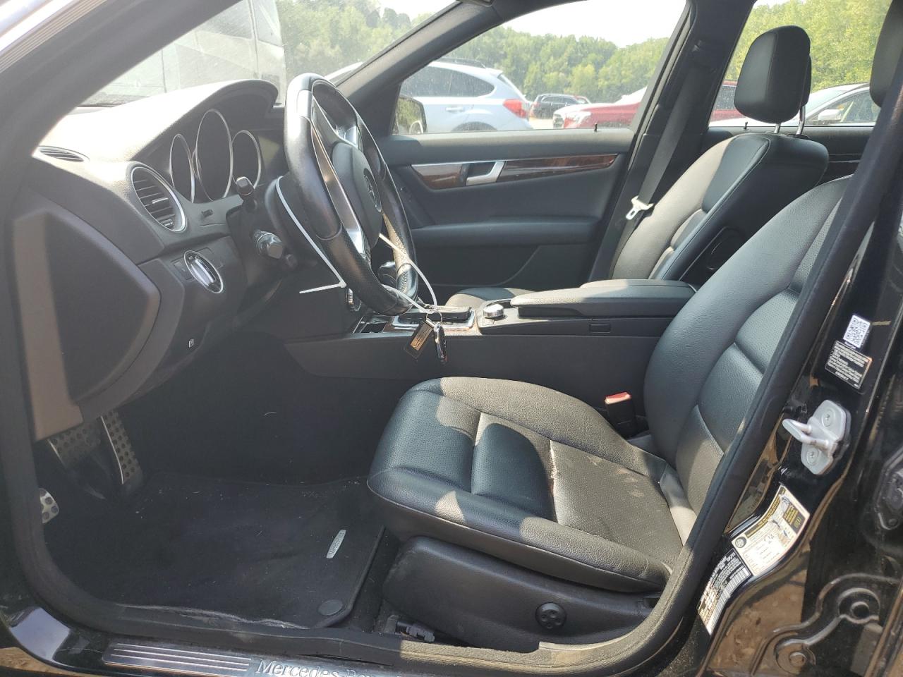 2012 Mercedes-Benz C 300 4Matic VIN: WDDGF8BB8CA624028 Lot: 64692974