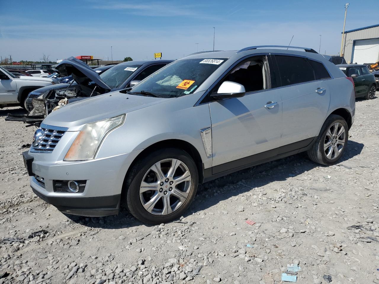 VIN 3GYFNCE38GS552987 2016 CADILLAC SRX no.1