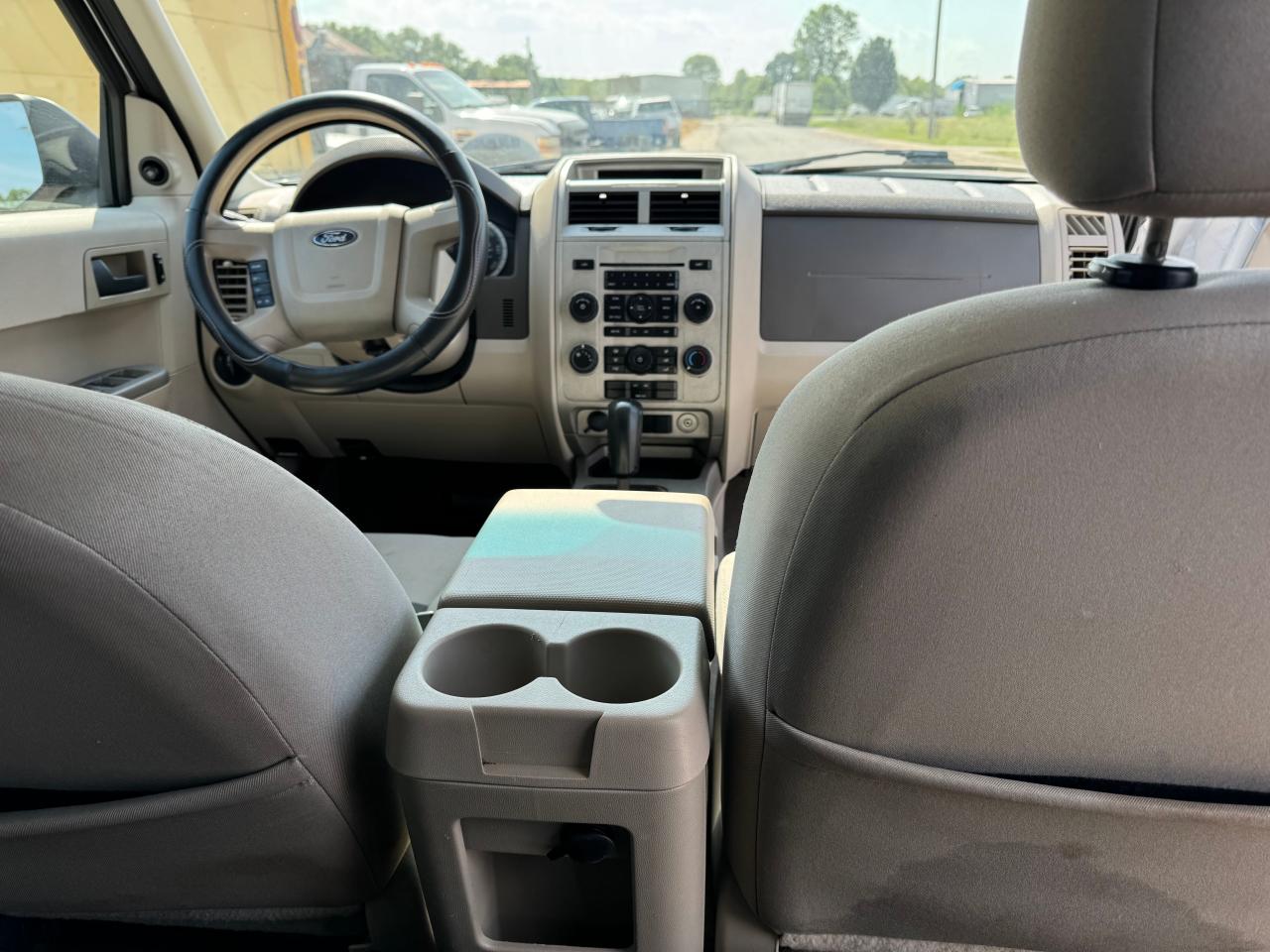 2008 Ford Escape Xlt VIN: 1FMCU93128KC65296 Lot: 66616454