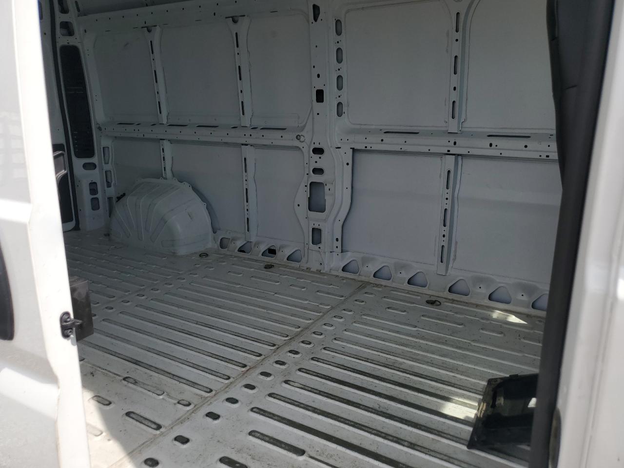 2023 Ram Promaster 2500 2500 High VIN: 3C6LRVDG2PE588015 Lot: 66869234