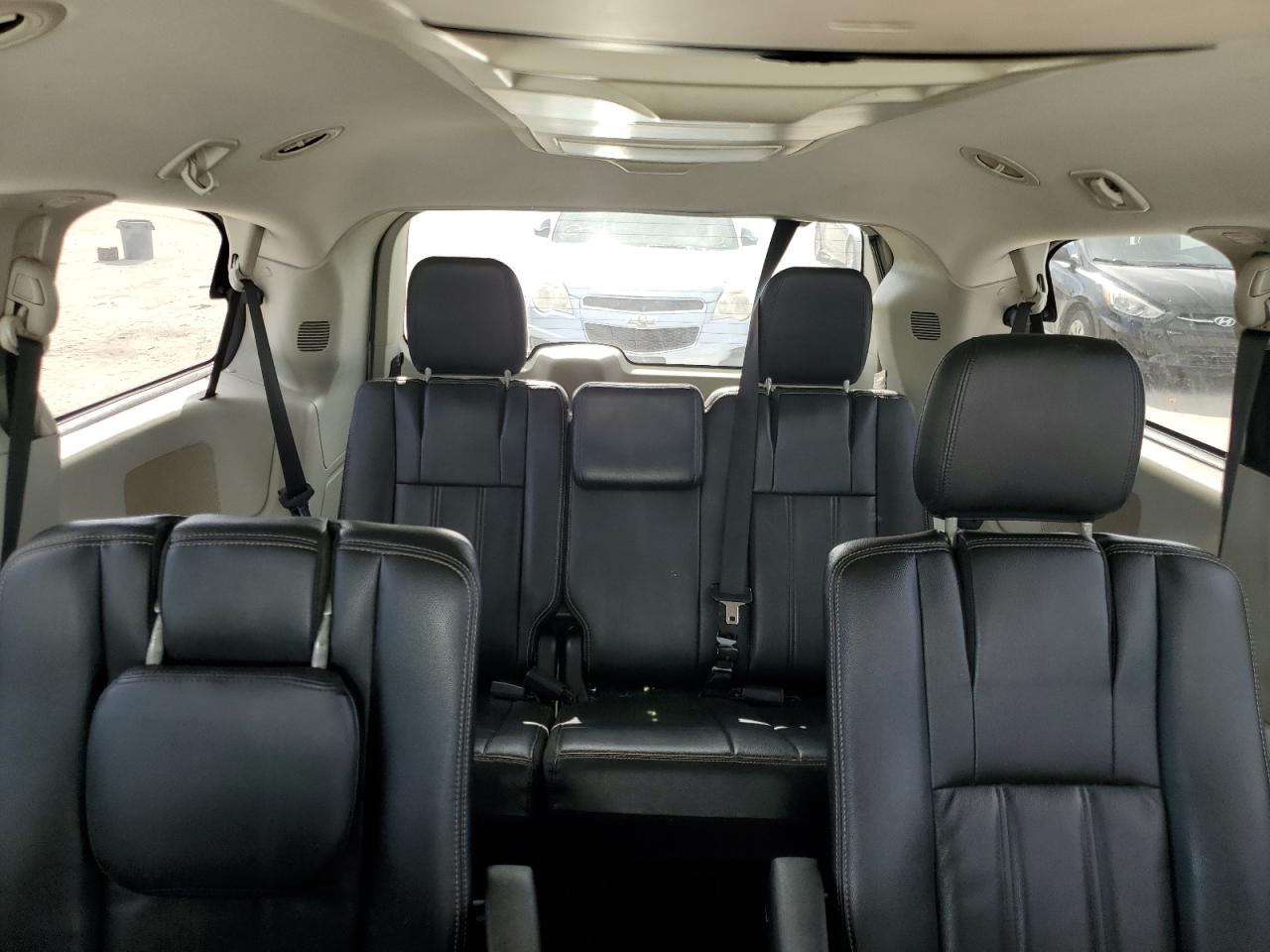 2014 Chrysler Town & Country Touring VIN: 2C4RC1BG2ER158075 Lot: 67456164