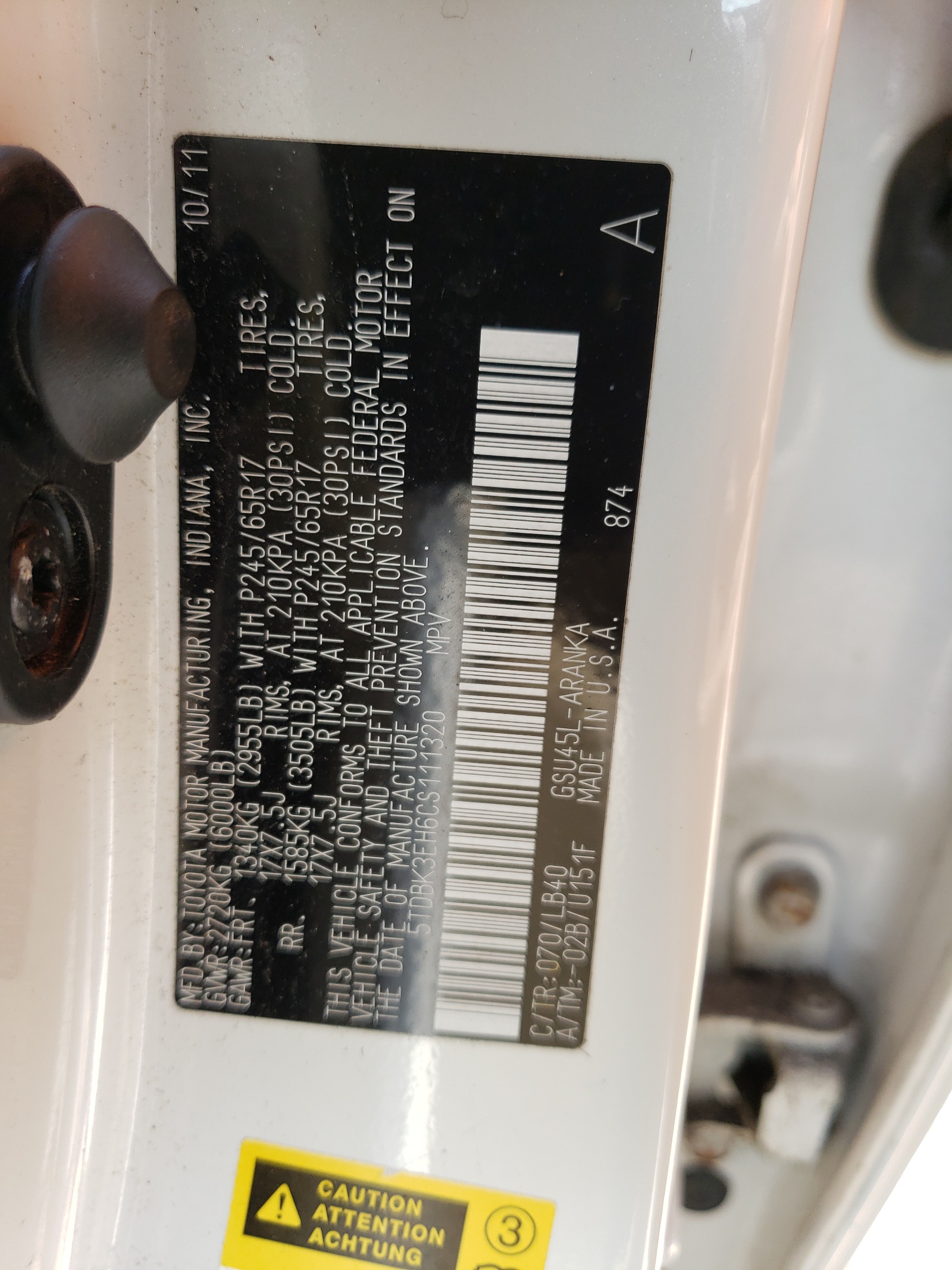 5TDBK3EH6CS111320 2012 Toyota Highlander Base