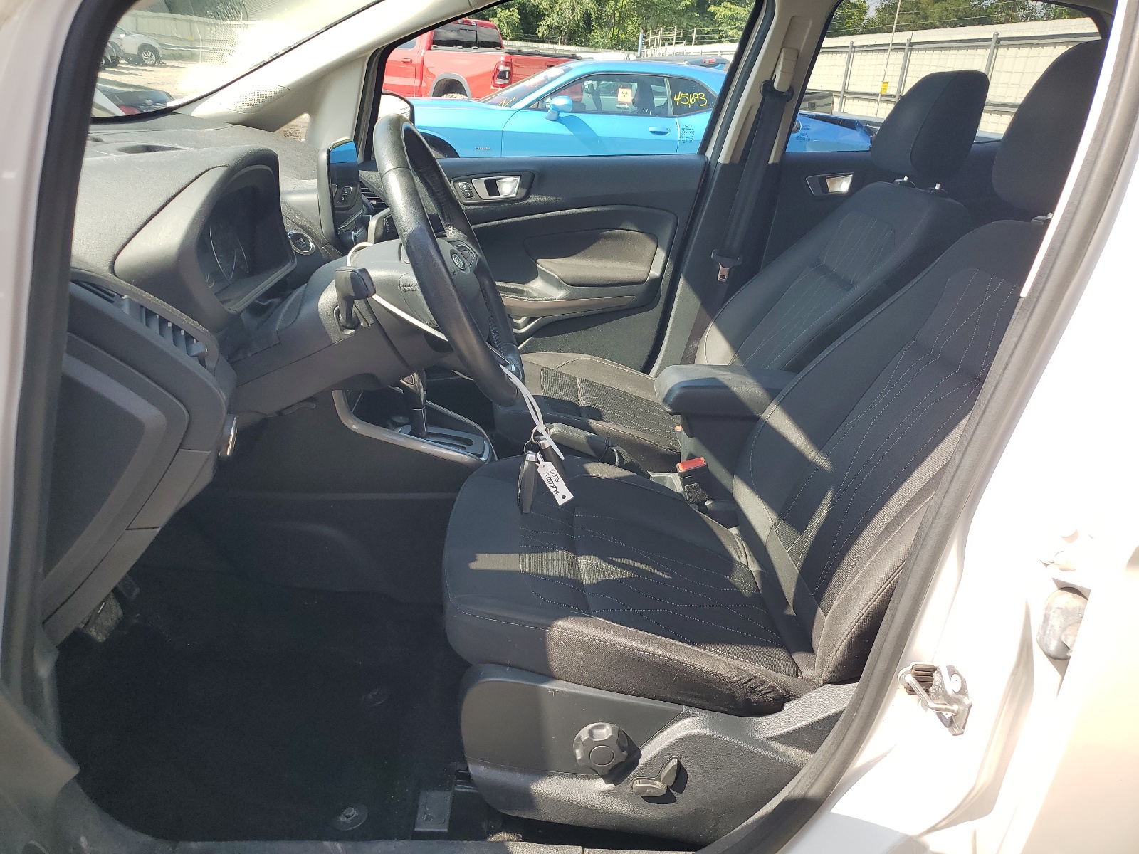 MAJ6P1UL2JC174786 2018 Ford Ecosport Se