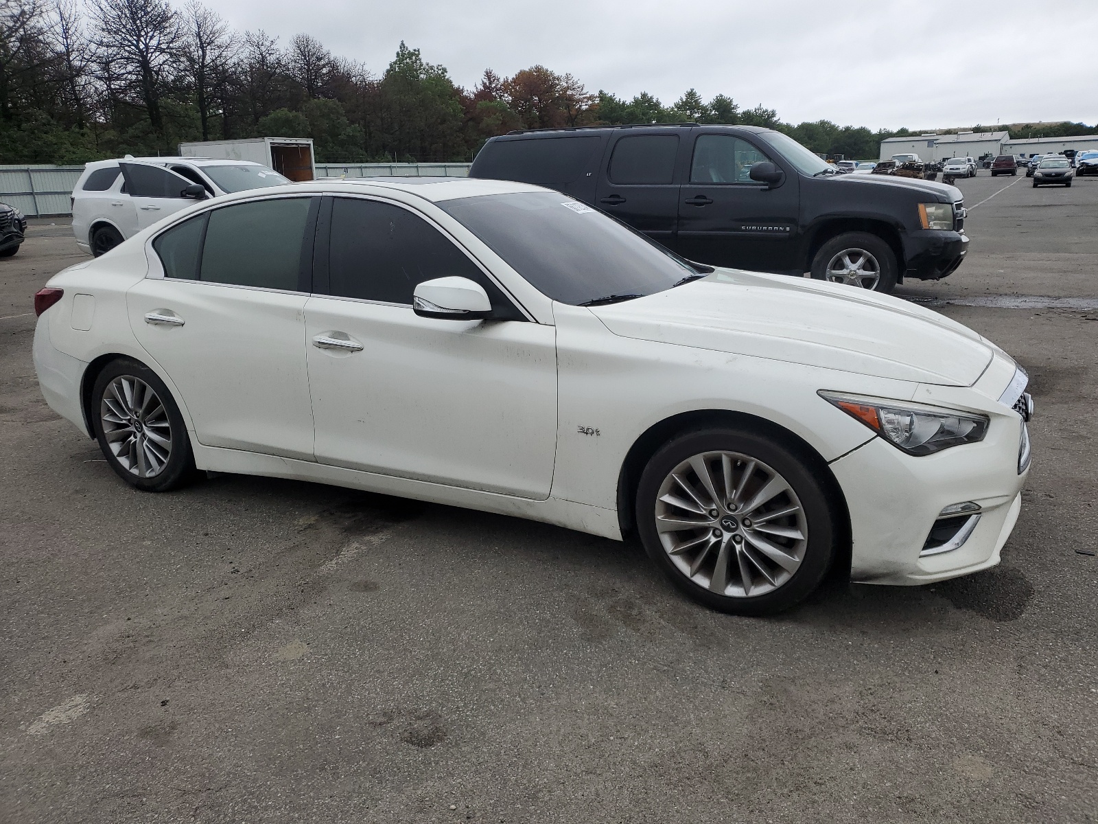 JN1EV7AR1JM440559 2018 Infiniti Q50 Luxe