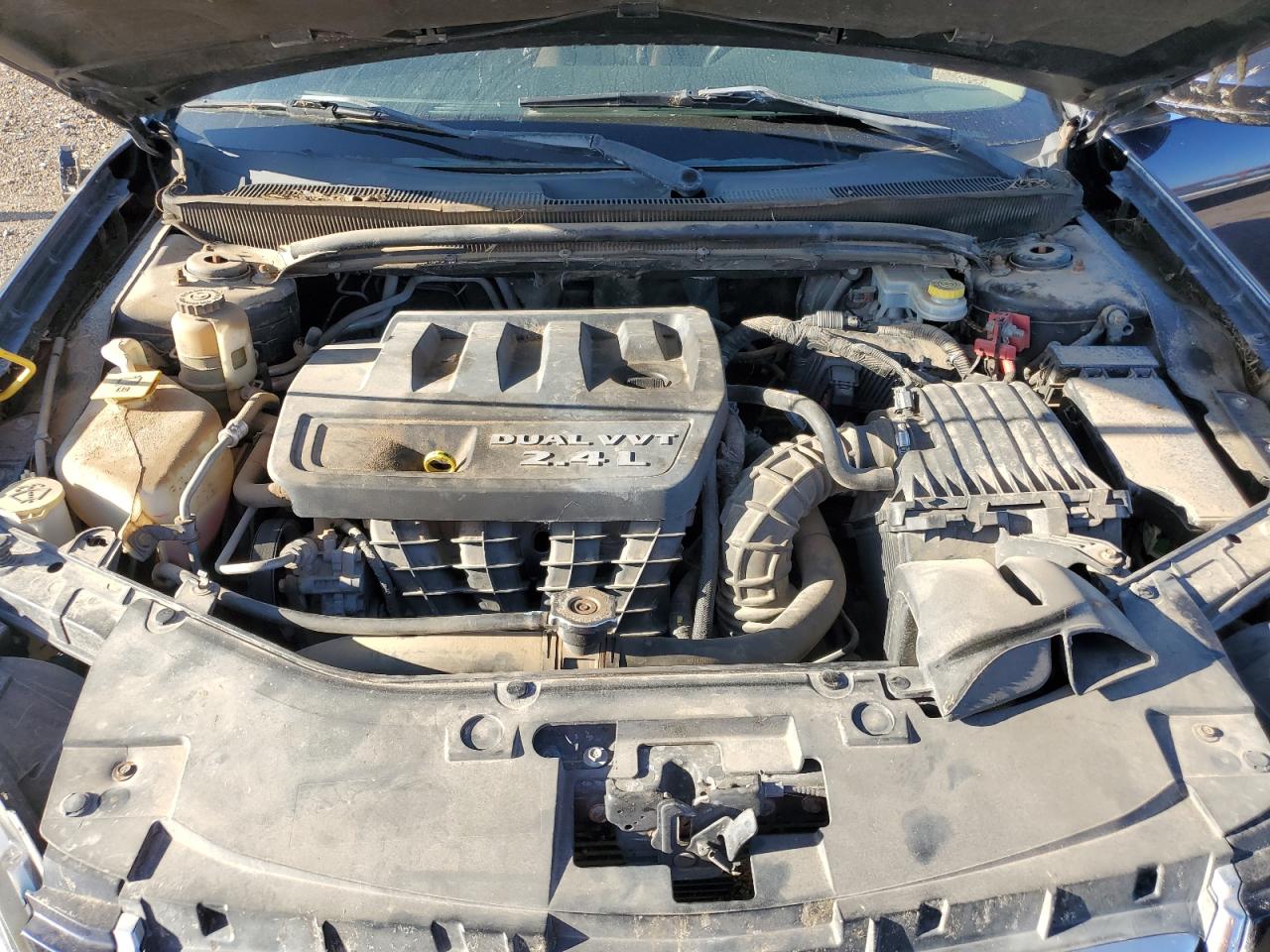 2011 Chrysler 200 Touring VIN: 1C3BC1FB2BN592882 Lot: 65612084