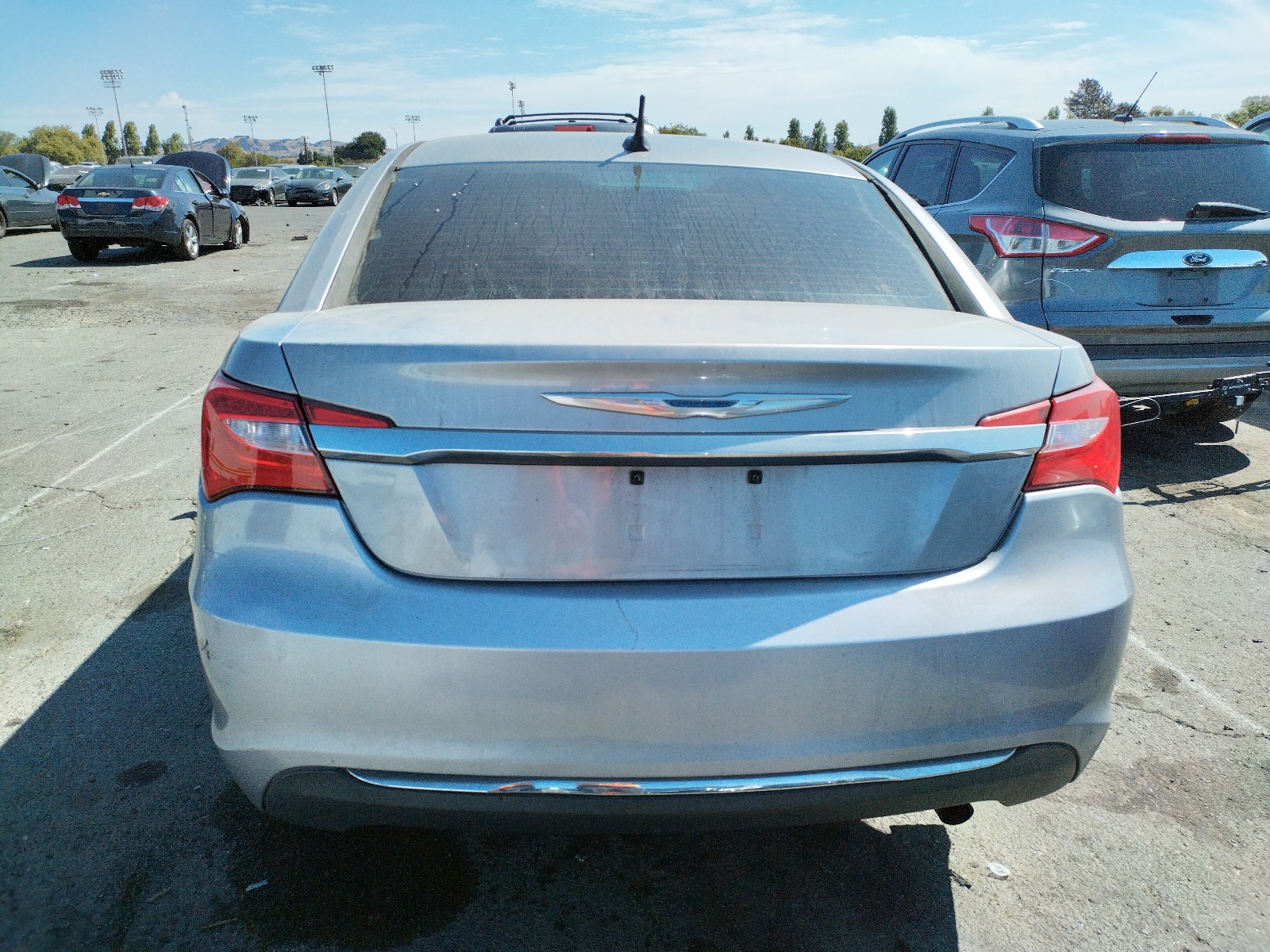 1C3CCBAB2EN213630 2014 Chrysler 200 Lx